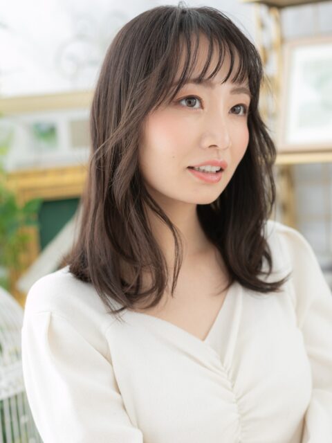 大人美人くせ毛風小顔ヘルシースタイル20代30代40代