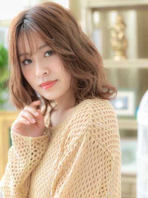 大人美人ショートアッシュベージュボブパーマ20代30代