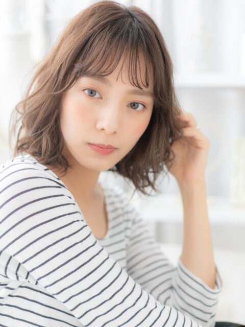 ミルクティーカラー大人可愛いボブパーマ20代30代