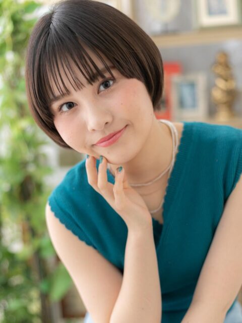 小顔美肌ストレート丸みミニボブ20代30代